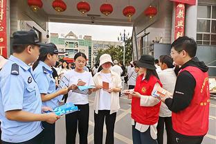 詹俊：利物浦本赛季对阵六大豪门成员不胜，因进攻端传跑不够默契